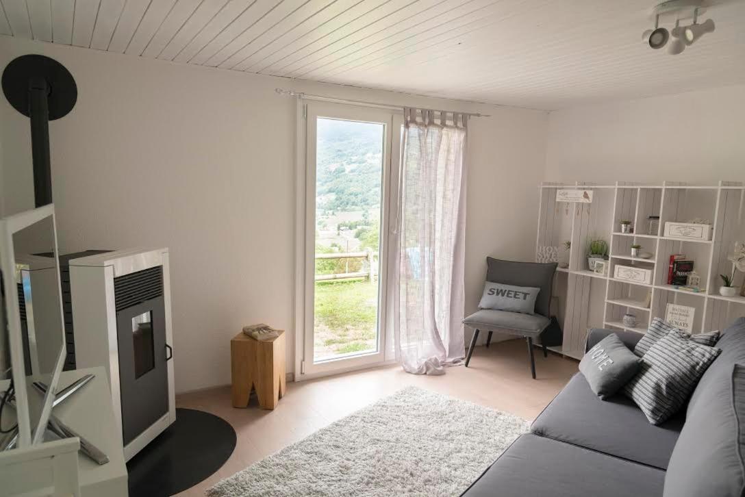 Modern Charme Studio In Chalet Villa Ponto Valentino Eksteriør billede